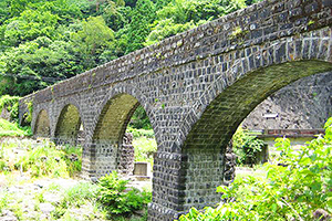 明正井路第一拱石橋(6連橋)
